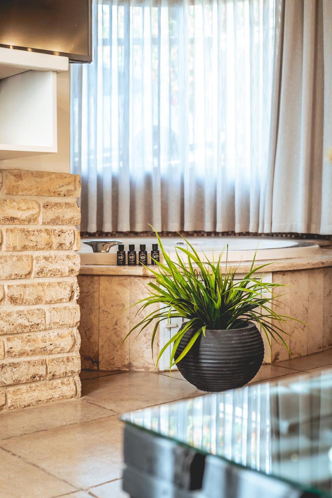 Grand Vista Boutique Hotel And Spa Yuval Buitenkant foto