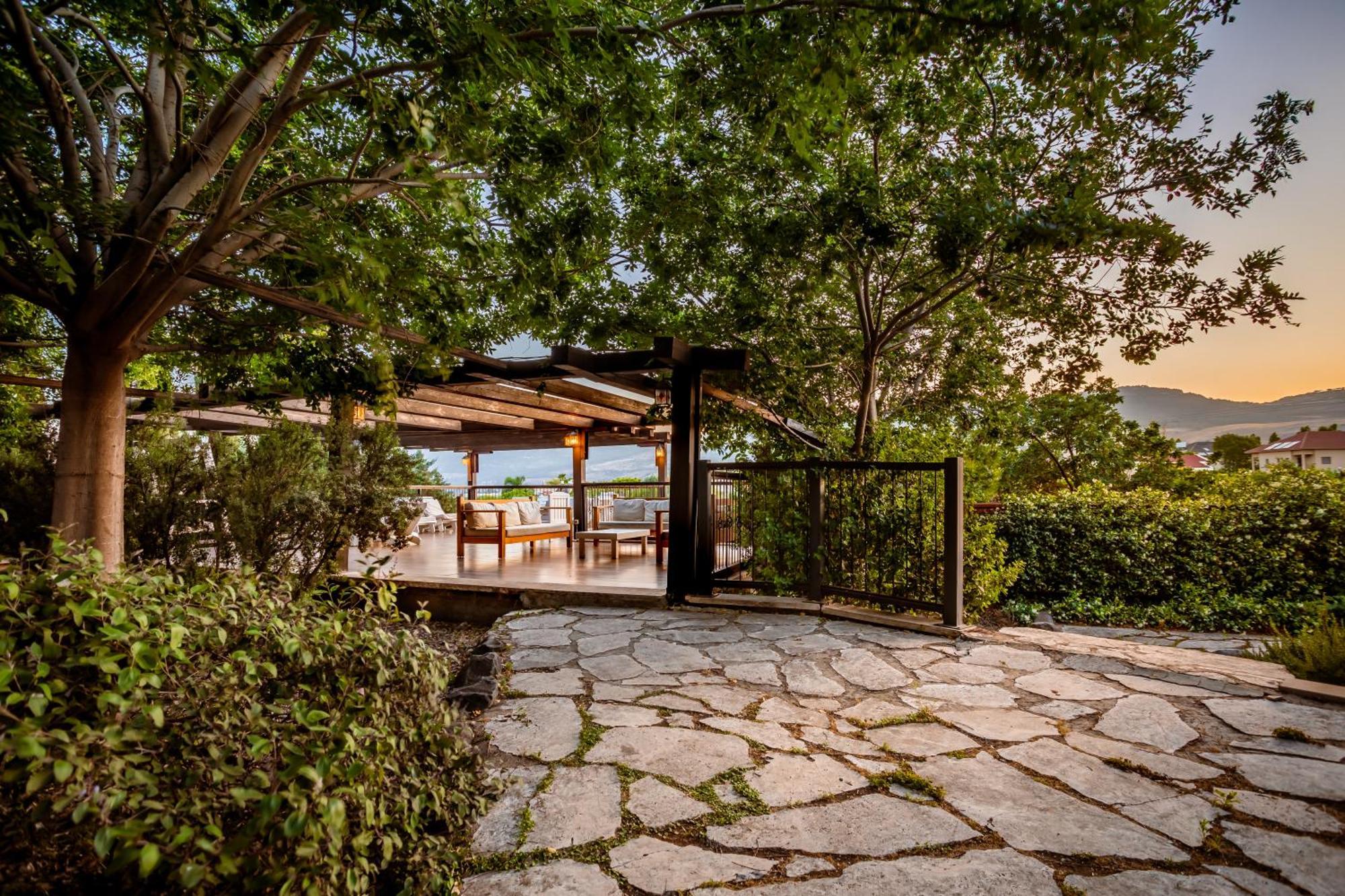 Grand Vista Boutique Hotel And Spa Yuval Buitenkant foto